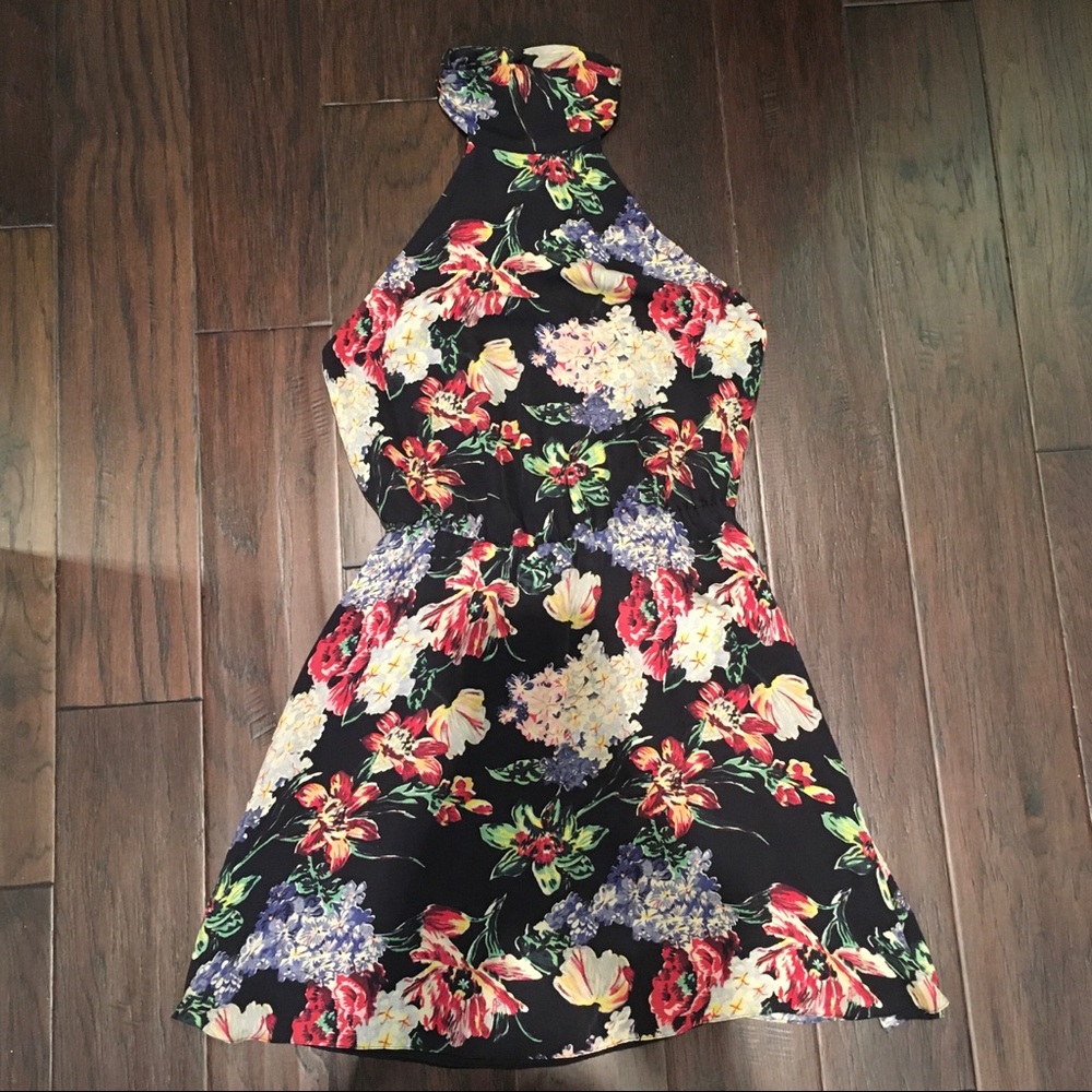❤️Haute Hippie Silk Halter Dress Black Floral Boho